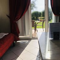 Room in Apartment - L'eremo Luxury Studio