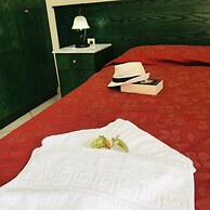 Room in Apartment - L'eremo Luxury Studio