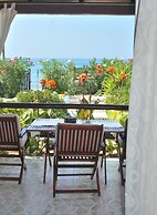 Beachfront Holiday House Eftichia
