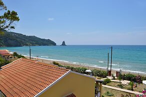 Beachfront Holiday House Eftichia