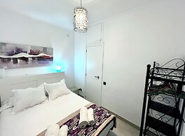 Big Flat In a Very Quiet Area and Well Connected