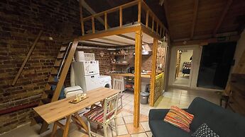 Corfu Island,cozy Apartment Next to Old Corfu Town, to the Port of Cor