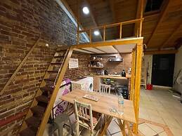 Corfu Island,cozy Apartment Next to Old Corfu Town, to the Port of Cor