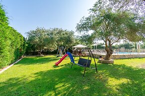 Villa Leo 1 , Dassia , Corfu