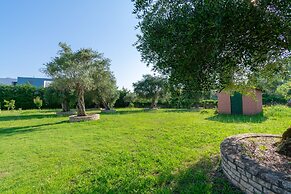 Villa Leo 1 , Dassia , Corfu