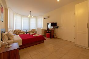 Villa Leo 1 , Dassia , Corfu