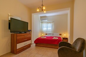 Villa Leo 2 , Dassia