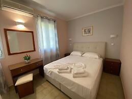 Corfu Glyfada Menigos Resort 40