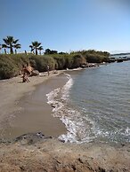 Kiki's Dream Refurbished Apartment With a Bacony and sea Views