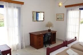 Beach Villa Akrotiri