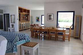 Beach Villa Akrotiri