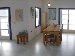 Beach Villa Akrotiri