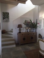 The Hill Top Cottage House In Kea