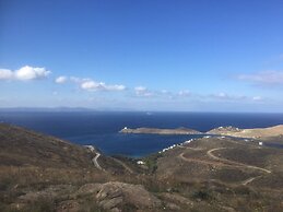 The Hill Top Cottage House In Kea