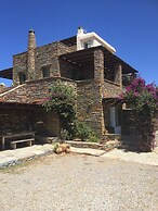 The Hill Top Cottage House In Kea
