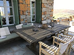 The Hill Top Cottage House In Kea