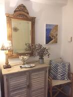 The Hill Top Cottage House In Kea