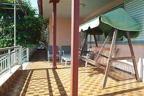 Holiday Home 4 Ananas, Only 70m far From the Beach