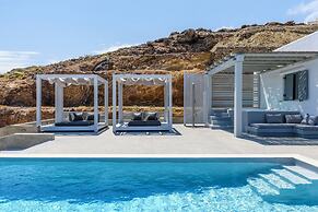 Mykonos Big Blue Villas & Suites At The Seaside
