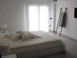 Welcome to Villa Soligia! Beach Front Villa Large Private Pool Amazing