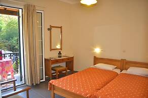 Holiday Studio Apartments 