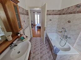 The Mirador Boutique Villa With Scenic Sea View