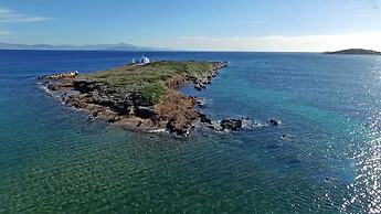 The Mirador Boutique Villa With Scenic Sea View