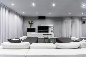 Luxurious Villa Iiheated Pool 200 Meters From The Beach Castelldefels-