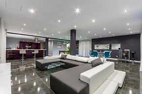 Luxurious Villa Iiheated Pool 200 Meters From The Beach Castelldefels-