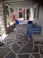 Kikis Refurbished Apartment a Veranda Dream