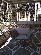 Kikis Refurbished Apartment a Veranda Dream