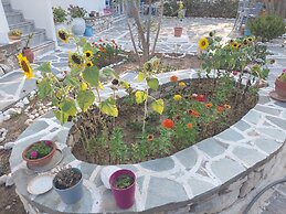 Kiki's Apartment Huge Balcony Dream