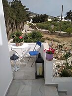 Kiki's Apartment Huge Balcony Dream