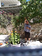 Kiki's Apartment Huge Balcony Dream