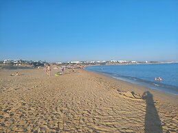 Kiki's Apartment Huge Balcony Dream