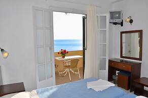 Holiday Apartments With Pool Maria on Agios Gordios Beach