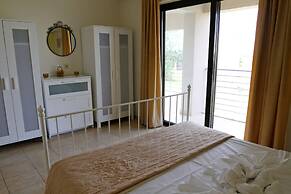 Xenos Villa 2. With 5 Bedrooms , Private Swimming Pool, Near the sea i