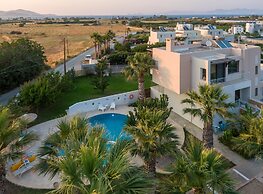 Xenos Villa 2 With 5 Bedrooms Private Swimming Pool, Near the sea