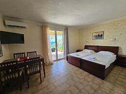 Corfu Glyfada Menigos Resort 45