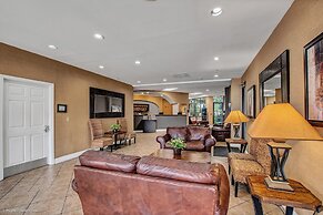 Pristine and Posh 2bd/2ba Condo With Private Balcony - #6en165