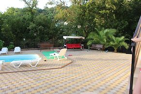 Guest House Villa Nadezhda
