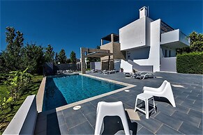 Xenos Villa 1 With Private Swimming Pool Near The Sea