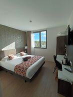Brit Hotel - Hotel de l'Hippodrome