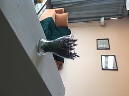 Heraklion Luxury Apartment Near Beach and the Airport