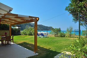 Beachfront Holiday House Yannis on Agios Gordios Beach in Corfu