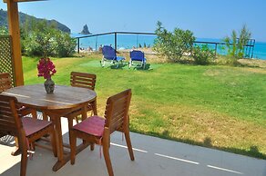Beachfront Holiday House Yannis on Agios Gordios Beach in Corfu