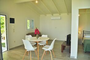 Beachfront Holiday House Yannis on Agios Gordios Beach in Corfu