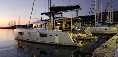 Dream of Life , Catamaran , Lagoon 42 , 2019