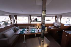 Dream of Life , Catamaran , Lagoon 42 , 2019