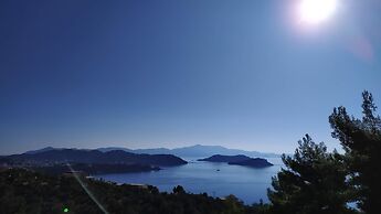 Europa,2br,2bth Villa With Private Pool And Stunning Sea Views